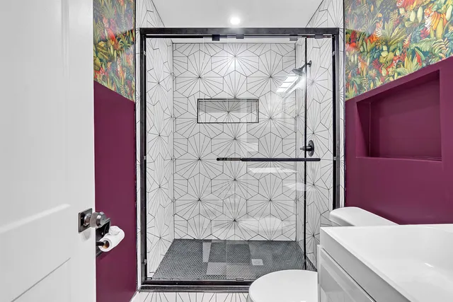 $900 | 2245 Monroe Avenue, Memphis, TN 38104