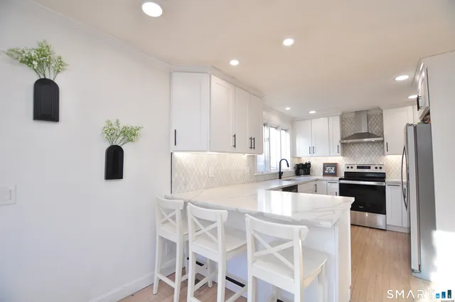 $389,000 | 207 Hillcrest Road, Bridgeport, CT 06606