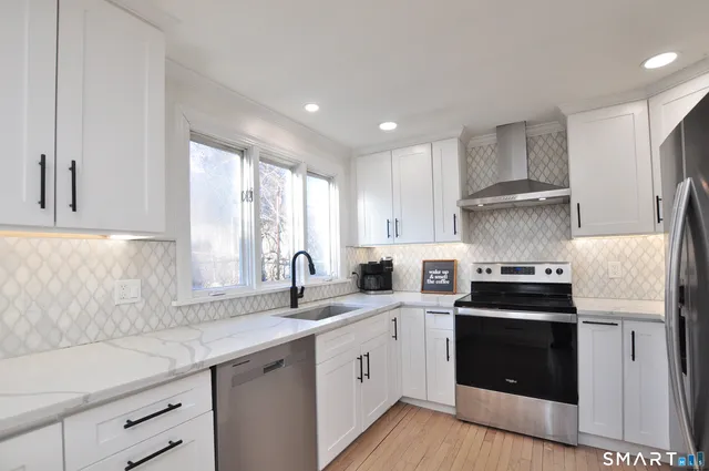 $389,000 | 207 Hillcrest Road, Bridgeport, CT 06606