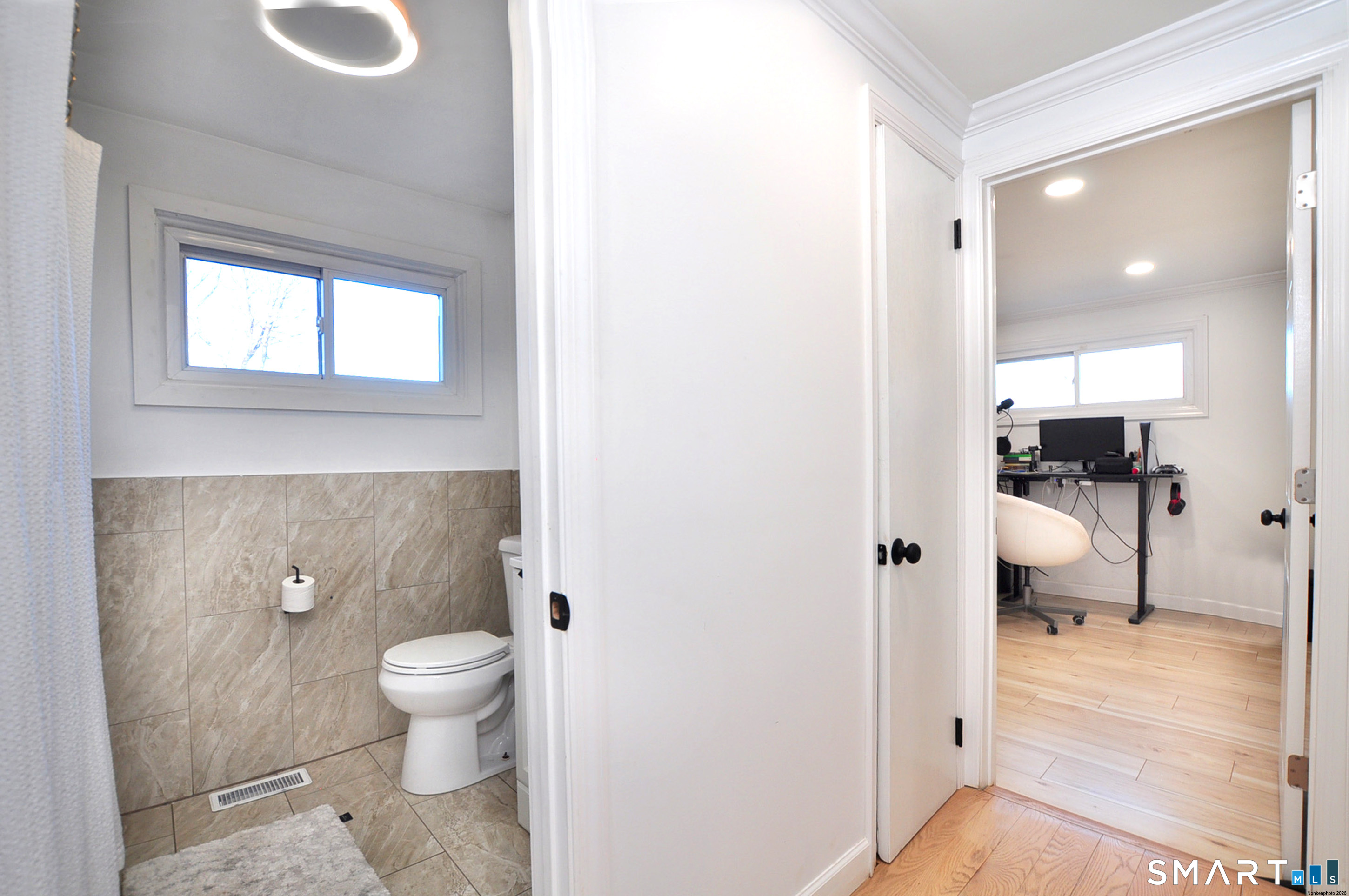 207 Hillcrest Road Bridgeport, CT 06606 - Photo 28 of 35