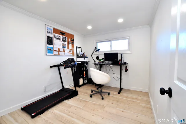 $389,000 | 207 Hillcrest Road, Bridgeport, CT 06606