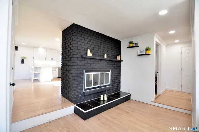 $389,000 | 207 Hillcrest Road, Bridgeport, CT 06606