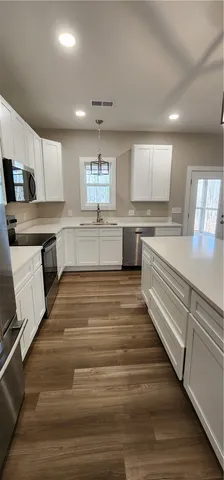 $325,000 | 221 Cub Cove Drive, Walhalla, SC 29691