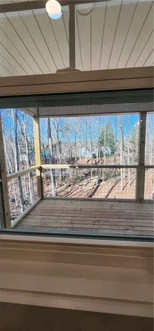 $325,000 | 221 Cub Cove Drive, Walhalla, SC 29691