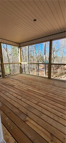 $325,000 | 221 Cub Cove Drive, Walhalla, SC 29691