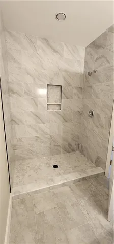 $325,000 | 221 Cub Cove Drive, Walhalla, SC 29691