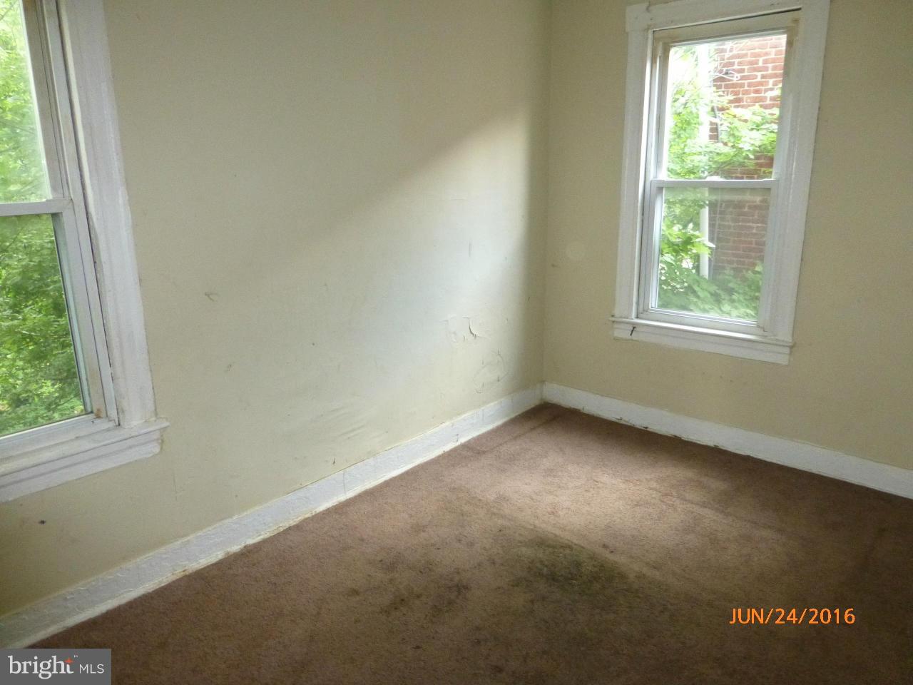 3918 Reisterstown Road Baltimore, MD 21215 - Photo 12 of 15 Bedroom