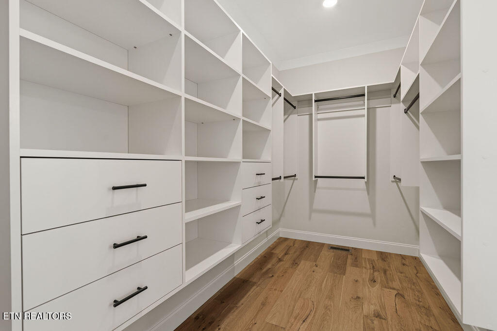 526 River Road Loudon, TN 37774 - Photo 26 of 46 Primary Bath Closet