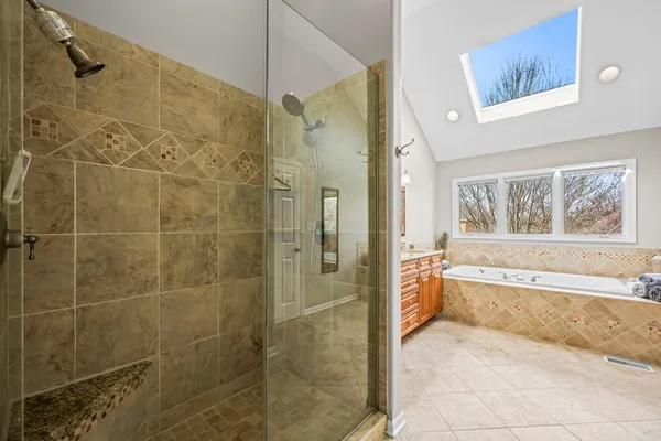 $1,185,000 | 2711 Deering Bay Drive, Naperville, IL 60564