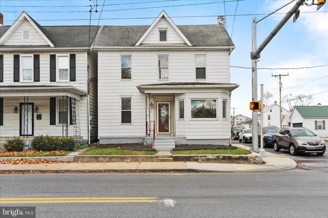$220,000 | 100 South Fayette Street, Shippensburg, PA 17257