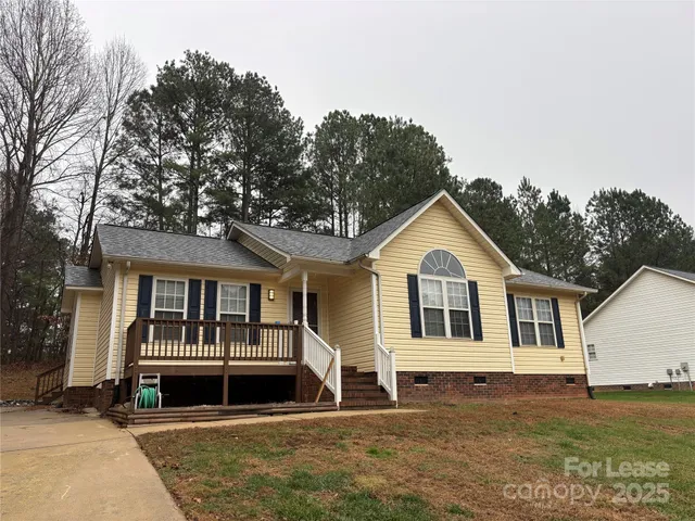 $2,000 | 3413 Mooring Place, Sherrills Ford, NC 28673