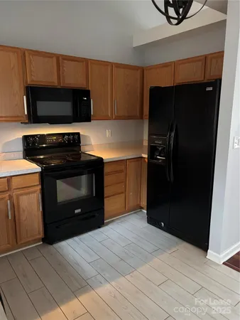 $1,850 | 3413 Mooring Place, Sherrills Ford, NC 28673