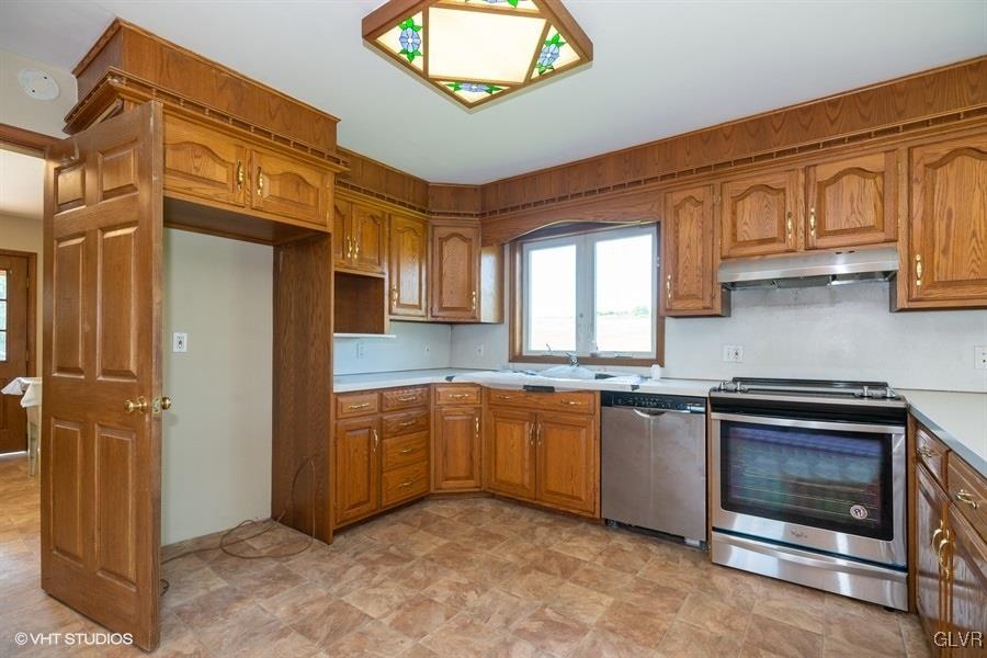 6135 Buckery Road Germansville, PA 18053 - Photo 7 of 24 Gallery Image 7