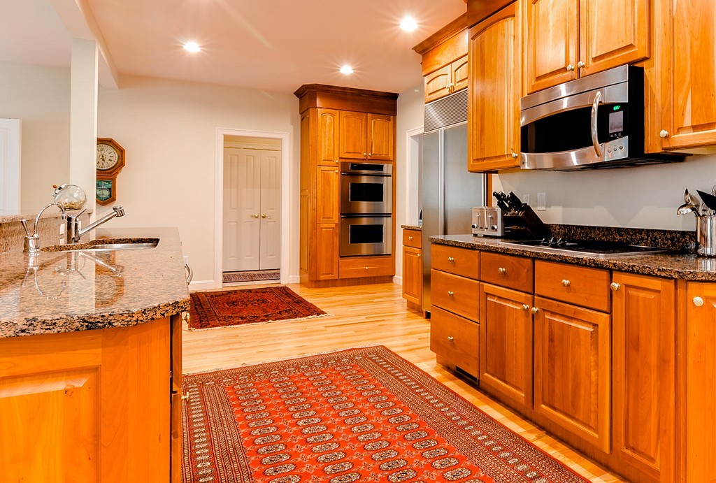 167 Pine Street Dover, MA 02030 - Photo 12 of 30