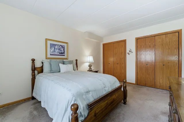 $245,000 | 15713 Old Orchard Court, Unit 1N, Orland Park, IL 60462