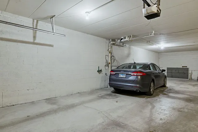 $245,000 | 15713 Old Orchard Court, Unit 1N, Orland Park, IL 60462