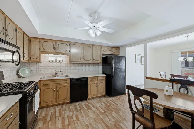 $245,000 | 15713 Old Orchard Court, Unit 1N, Orland Park, IL 60462