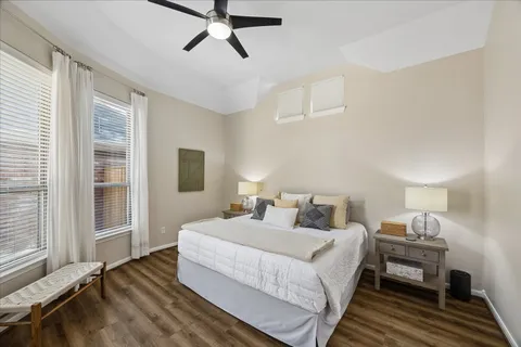 $335,000 | 3338 Knollcrest Lane, Pearland, TX 77584