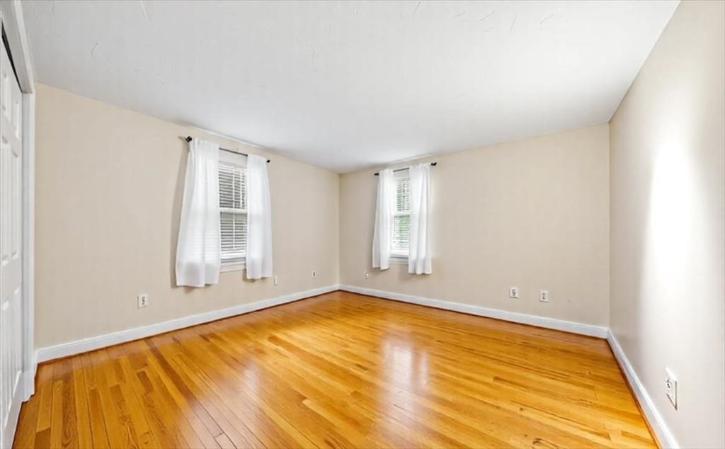 1 Hemlock Road Hingham, MA 02043 - Photo 7 of 17