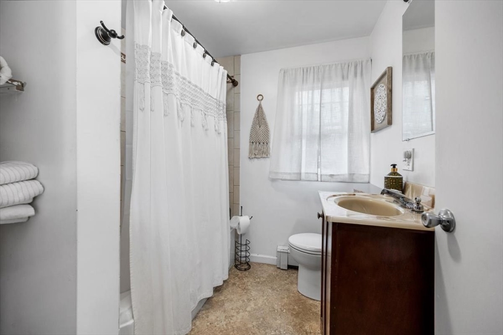 1 Hemlock Road Hingham, MA 02043 - Photo 9 of 17