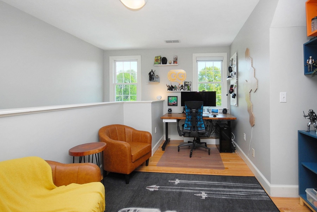 4 Lanes End Road Stow, MA 01775 - Photo 15 of 42