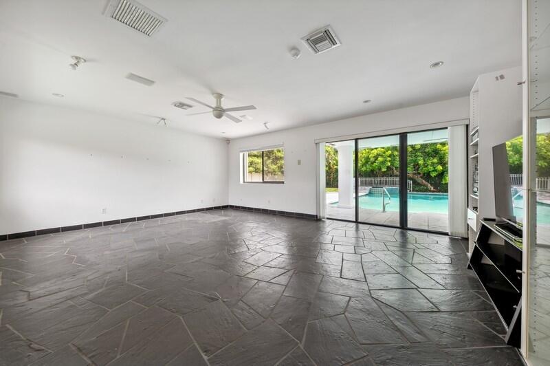 2400 Spanish River Road Boca Raton, FL 33432 - Photo 18 of 29 15_2400SpanishRiverRoad_152_MediaRoom_Fl