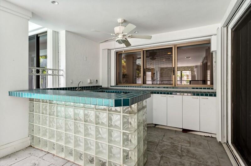 2400 Spanish River Road Boca Raton, FL 33432 - Photo 27 of 29 24_2400SpanishRiverRoad_345_BarbequePicn