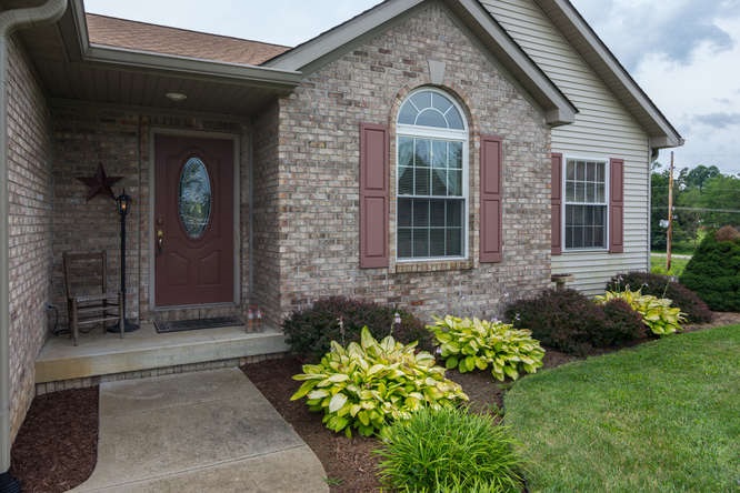 4268 North Rindle Lane Bloomington, IN 47404 - Photo 3 of 22 Gallery Image 3