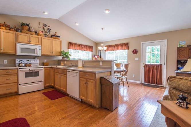 4268 North Rindle Lane Bloomington, IN 47404 - Photo 10 of 22 Gallery Image 10