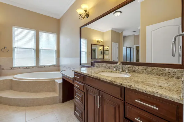 $995,000 | 5755 Farnsworth Drive, Tallahassee, FL 32312