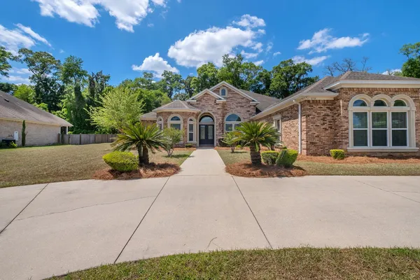 $995,000 | 5755 Farnsworth Drive, Tallahassee, FL 32312