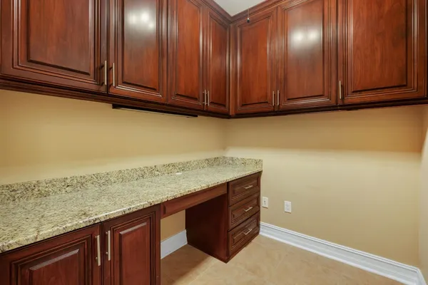 $995,000 | 5755 Farnsworth Drive, Tallahassee, FL 32312