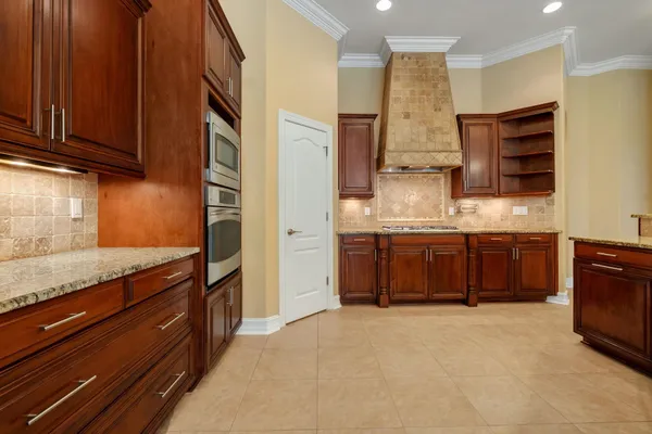 $995,000 | 5755 Farnsworth Drive, Tallahassee, FL 32312