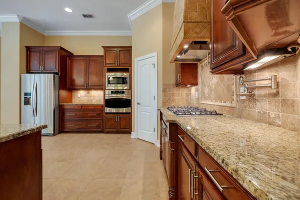 $995,000 | 5755 Farnsworth Drive, Tallahassee, FL 32312