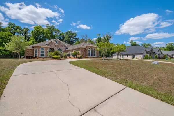 $995,000 | 5755 Farnsworth Drive, Tallahassee, FL 32312