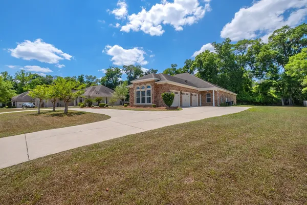 $995,000 | 5755 Farnsworth Drive, Tallahassee, FL 32312
