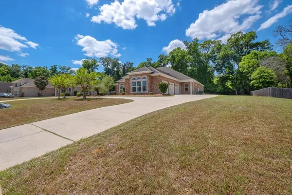$995,000 | 5755 Farnsworth Drive, Tallahassee, FL 32312