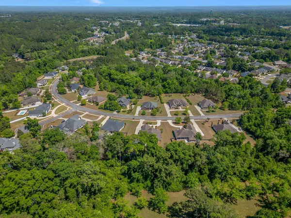 $995,000 | 5755 Farnsworth Drive, Tallahassee, FL 32312