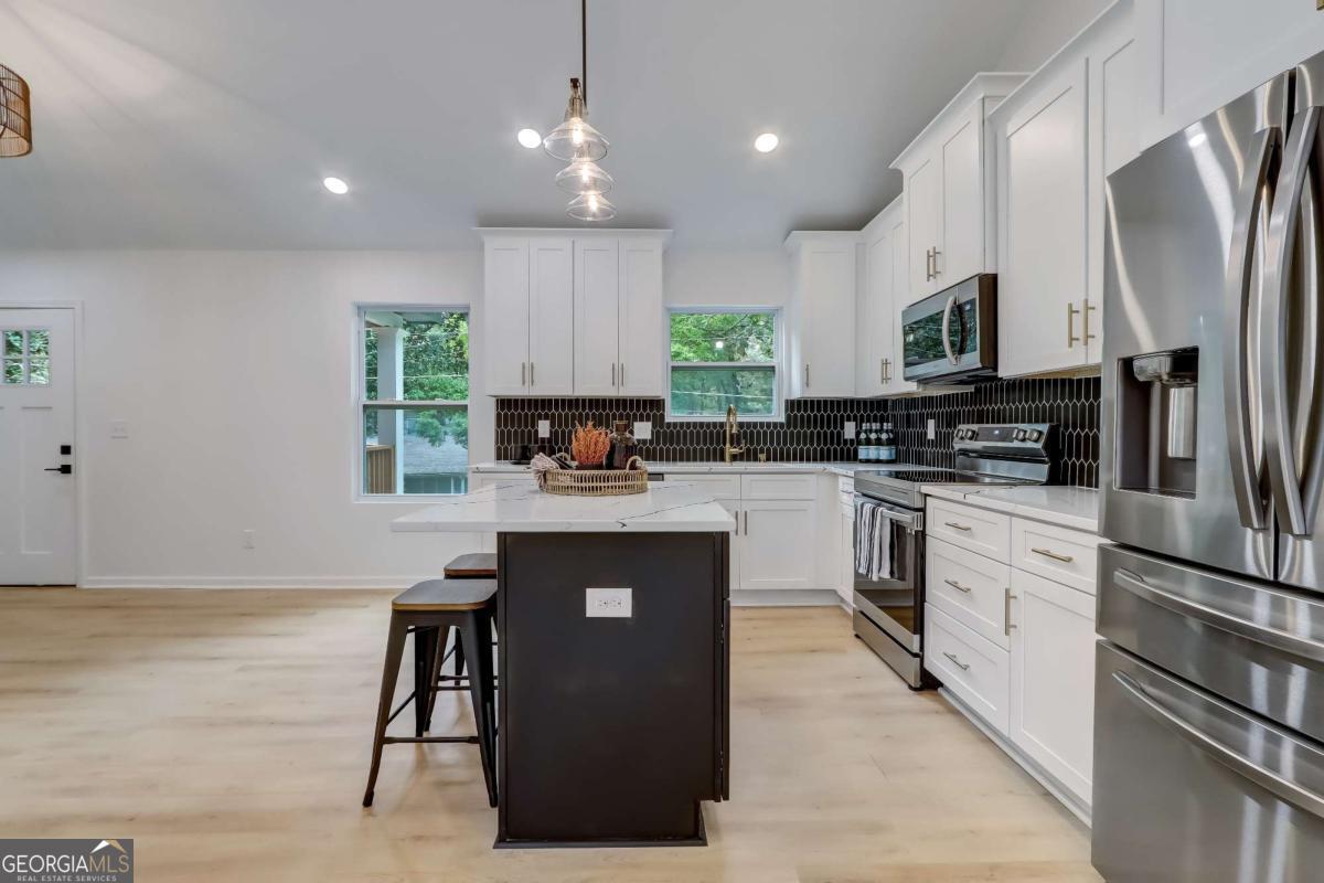 1250 Byewood Lane Southwest Atlanta, GA 30310 - Photo 12 of 48