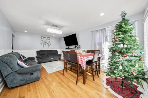 $219,000 | 2920 141st Street, Blue Island, IL 60406