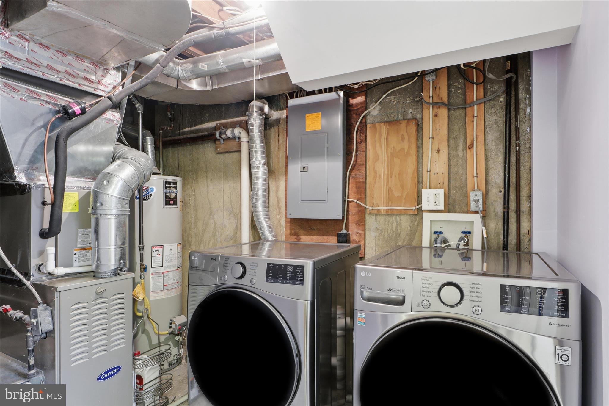 2238 Arlington Terrace Alexandria, VA 22303 - Photo 23 of 37 a utility room with dryer and washer