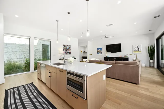 $1,395,000 | 5515 Jim Hogg Avenue, Unit B, Austin, TX 78756