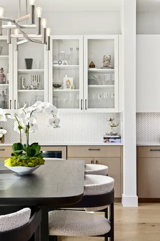 $1,395,000 | 5515 Jim Hogg Avenue, Unit B, Austin, TX 78756