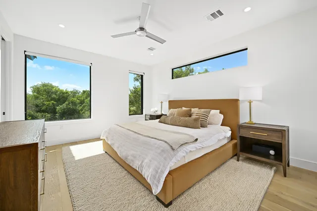 $1,395,000 | 5515 Jim Hogg Avenue, Unit B, Austin, TX 78756