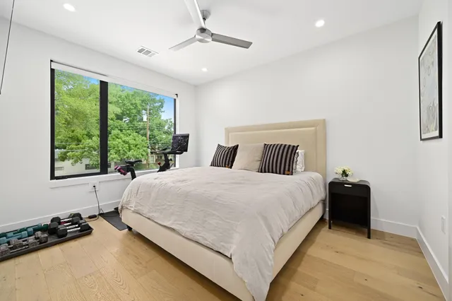 $1,395,000 | 5515 Jim Hogg Avenue, Unit B, Austin, TX 78756