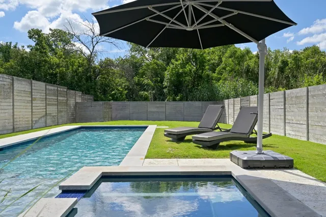 $1,475,000 | 5515 Jim Hogg Avenue, Unit B, Austin, TX 78756