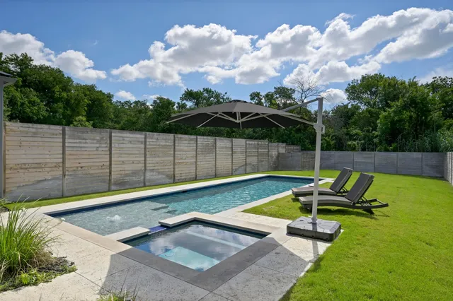 $1,395,000 | 5515 Jim Hogg Avenue, Unit B, Austin, TX 78756