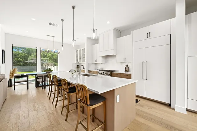 $1,475,000 | 5515 Jim Hogg Avenue, Unit B, Austin, TX 78756