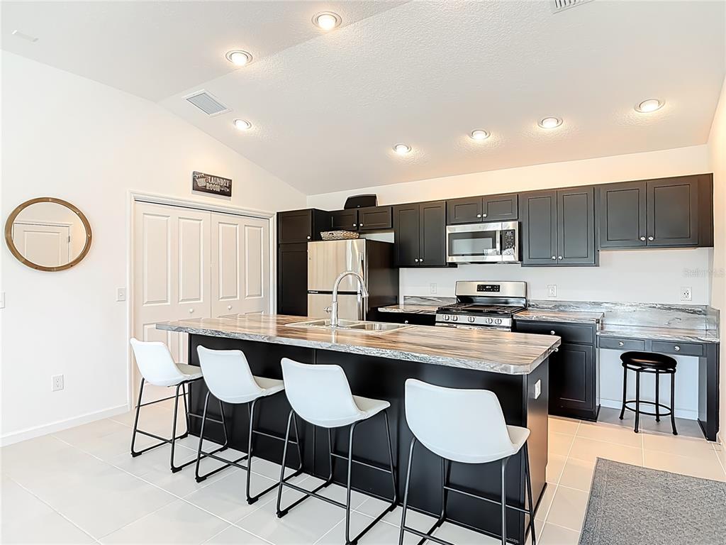 3552 Grouby Road The Villages, FL 32163 - Photo 9 of 54