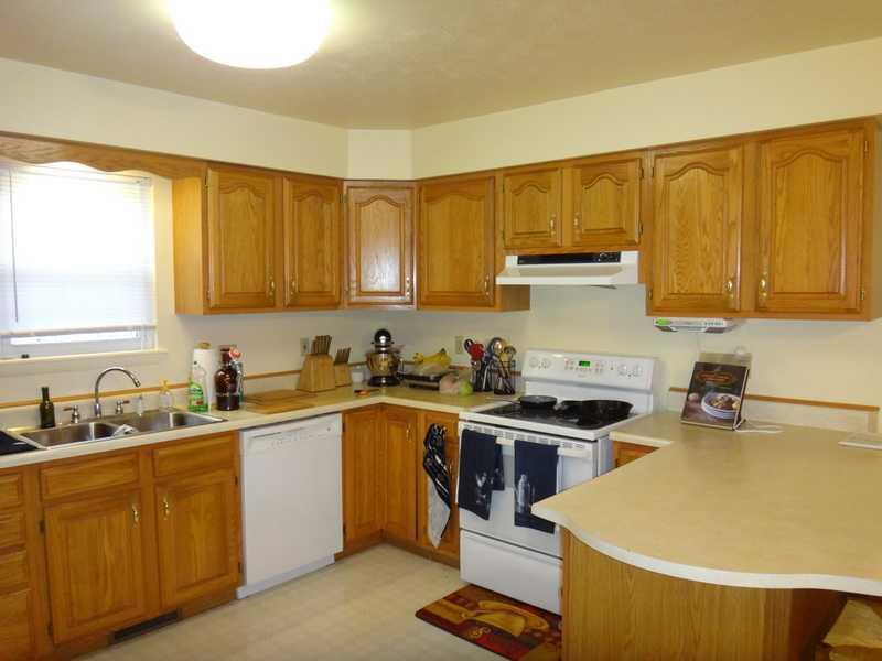 108 Old Walnut Hill Road Uniontown, PA 15401 - Photo 7 of 13 Kitchen.